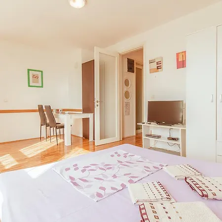 Apartament Belville *